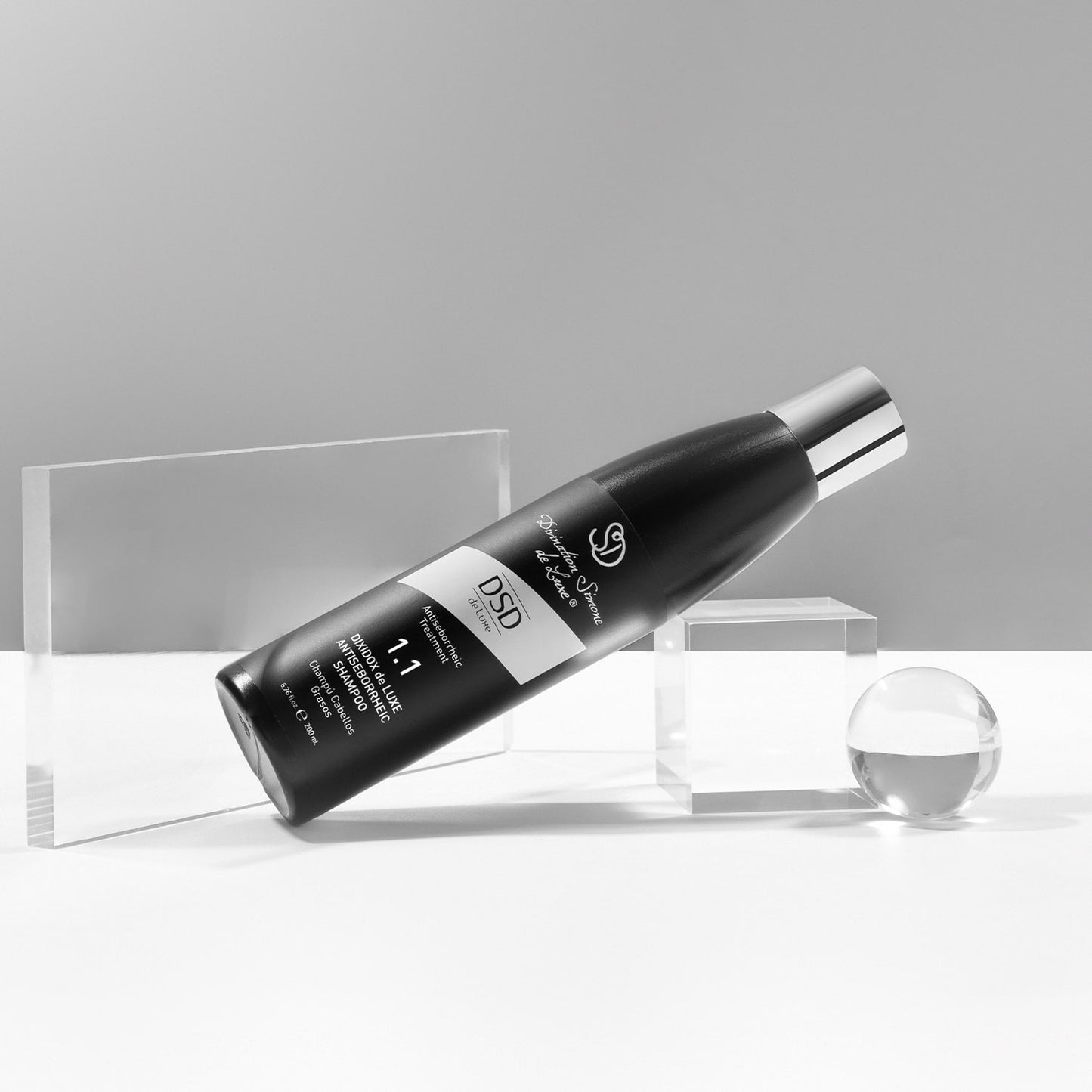 1.1 - DIXIDOX DE LUXE ANTISEBORRHEIC SHAMPOO
